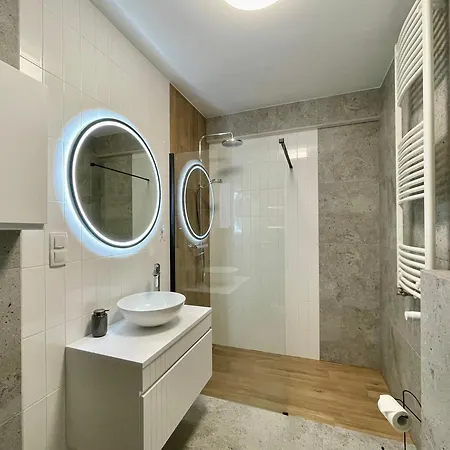 Oaza Przystan Apartment *